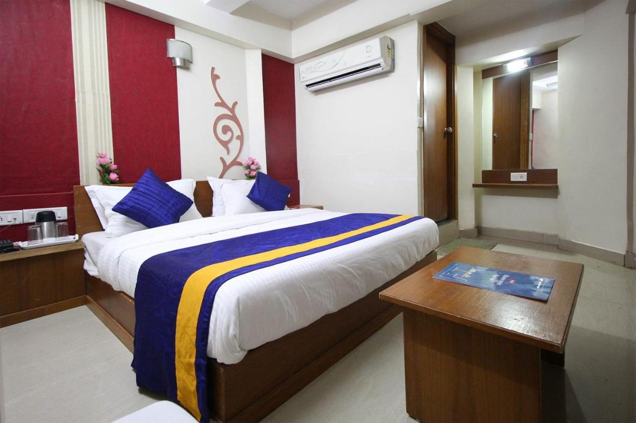 Hotel Campus Ahmedabad Eksteriør billede